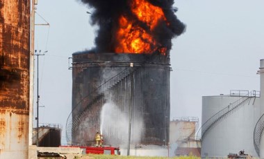 Enerji için yakıt bulamayan Lübnan, krizle karşı karşıya