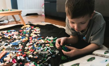 Lego, 'cinsiyet etiketlerinden' vazgeçiyor