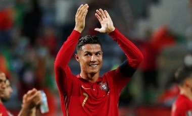 Cristiano Ronaldo, milli takımda bir rekoru daha geride bıraktı