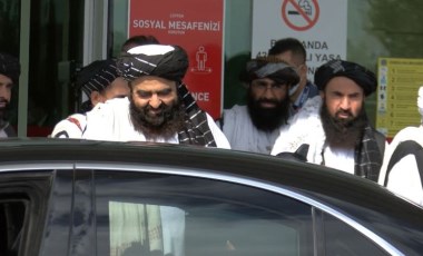 Taliban heyeti VIP’den geçti, Ankara'ya geldi