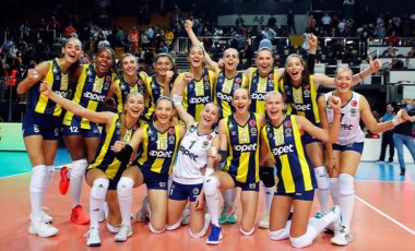 Fenerbahçe Opet, VakıfBank'ı 3-1 mağlup etti