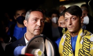 Fenerbahçe'yi Sabiha Gökçen Havalimanı'nda taraftarı karşıladı