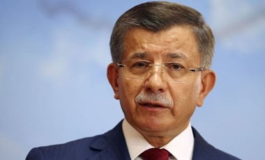 Alçı: Davutoğlu'nun bindiği asansör yere çakıldı, belinde ciddi sıkıntı var