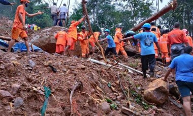 Nepal ve Hindistan’ı vuran felakette can kaybı 198’e çıktı