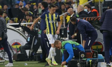 Spor yazarı Serdar Ali Çelikler'den Mesut Özil'e tepki