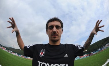 Beşiktaş'ın eski oyuncusu Hilbert'ten Necip Yılmaz'a 'efsane' övgüsü