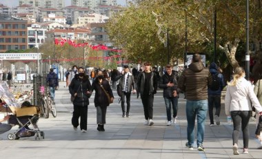 Bilim Kurulu Üyesi Şener: Yeniden kapanma söz konusu olabilir