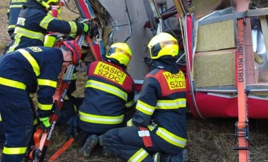 Çekya'da korkunç kaza: 30 metre yükseklikten düştü