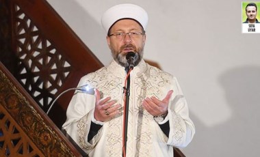 Diyanet İşleri Başkanı Ali Erbaş’ın kitabında, laikliğe ve rejime yönelik ifadeler dikkat çekti