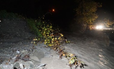 Sel, ikinci kez Kastamonu’yu vurdu, bazı köylere ulaşım kesildi