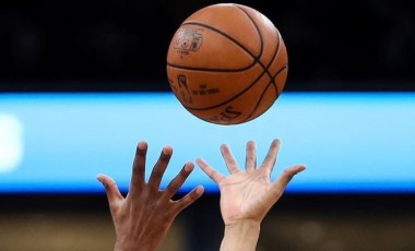 NBA'nin yıldız basketbolcusu Andrew Wiggins zorla aşı olduğunu açıkladı