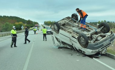 Tarım işçilerini taşıyan minibüs devrildi: 18 yaralı