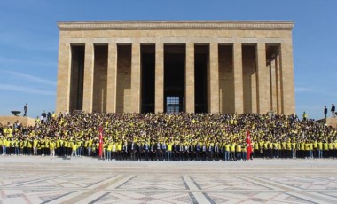 1907 Fenerbahçe Derneği ve 1907 UNİFEB'ten Ata'ya ziyaret