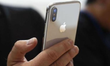 Dünyanın ilk USB-C bağlantılı iPhone'u satıldı