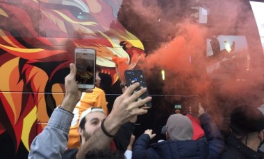 Galatasaray derbi için yola çıktı