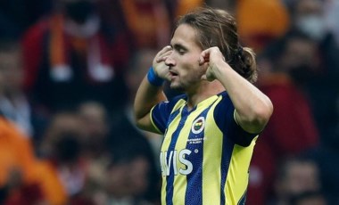 Efsane eski futbolcu Hernan Crespo, Fenerbahçe'ye galibiyeti getiren Miguel Crespo'yu kutladı