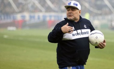 Arjantinli doktordan şoke eden iddia: Maradona kalbi olmadan gömüldü