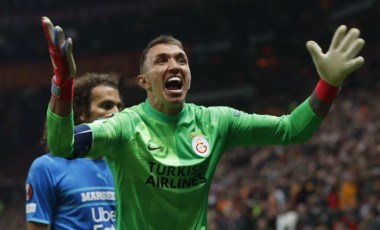 Tribünlerde gerginlik; seyirciyi Muslera sakinleştirdi!