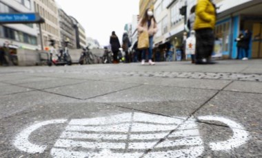 Yoğun bakım ünitelerindeki Covid-19 hasta sayısı arttı: Almanya’dan endişe yaratan açıklama