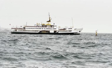 İstanbul'da lodos nedeniyle bazı vapur seferleri iptal oldu