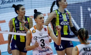 Eczacıbaşı Dynavit, Fenerbahçe Opet' 5 sette geçti