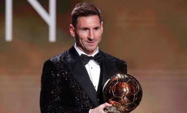 Ballon d'Or'u Messi'nin kazanmasına tepkiler büyüyor