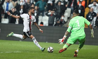 Beşiktaş-Trabzonspor maçı kırmızı kartla bitti