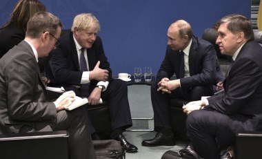 Boris Johnson’dan Putin’e uyarı: Ukrayna’nın işgali stratejik bir hata olur