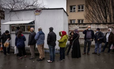 NY Times: İnsanlar ekmek alamıyor, fırınlar ekmek üretemiyor