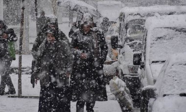 Meteoroloji'den İstanbullulara kar uyarısı! Pazartesi gününe dikkat