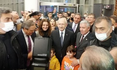 Kemal Kılıçdaroğlu'na otel girişinde sürpriz kutlama