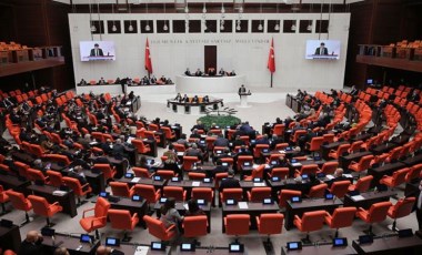 Asgari ücretten gelir ve damga vergisi alınmamasını da içeren kanun teklifi Meclis'te