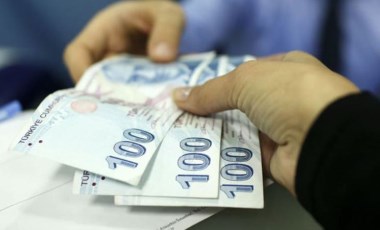 Bankacılardan 'örtülü faiz artışına' temkinli yaklaşım