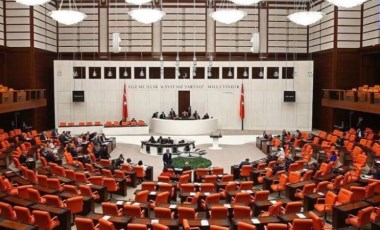 Son dakika | Maaşların asgari ücret tutarından, gelir vergisi alınmamasını içeren kanun teklifi kabul edildi