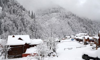 Artvin'de kar esareti: Onlarca yol ulaşıma kapandı