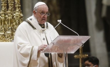 Papa Francis'ten geleneksel Noel mesajında 'diyalog' vurgusu