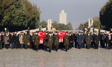 İkinci Cumhurbaşkanı İsmet İnönü vefatının 48. yılında mezarı başında anıldı