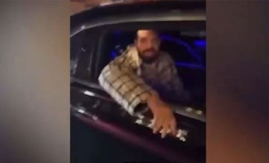 Ünlü şarkıcı Drake sokaktaki insanlara para dağıttı