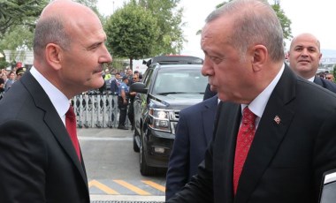 Süleyman Soylu'nun parmağı Cumhurbaşkanı Erdoğan'ı mı gösteriyor?