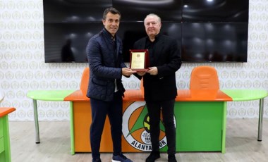 Resmen açıklandı: Alanyaspor'da Bülent Korkmaz ayrılığı