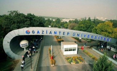 Gaziantep Üniversitesi'nde 50 yıllık fıstık ağaçları inşaat sebebiyle kesildi