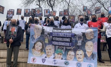 Sağlık emekçileri, pandemiyle mücadelede yitirdikleri arkadaşlarını anarak taleplerini dile getirdi