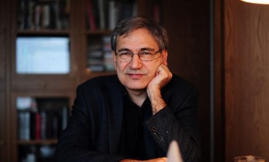 Orhan Pamuk, yeni romanı Veba Geceleri'ni video serisiyle anlatacak