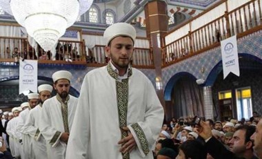 Diyanet'e 27 bin kadro için Erdoğan'a seslendi: 