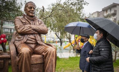 Saldırıya uğrayan Bekir Coşkun heykeli yenilenecek