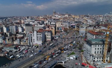 İstanbul'da 'kısıtlamasız cumartesi' kalabalığı... Eminönü ve Galata Köprüsü çevresi yoğun