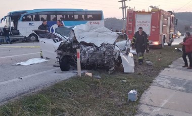 Düzce'nin Akçakoca ilçesindeki kazada 4 kişi hayatını kaybetti 10 kişi yaralandı