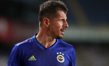 Emre Belözoğlu'ndan Ozan Tufan'a tebrik