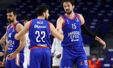 Anadolu Efes, Euroleague’de Play-Off’lara katılmayı garantiledi