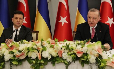 Erdoğan ve Ukrayna Devlet Başkanı Zelenskiy bir araya geldi